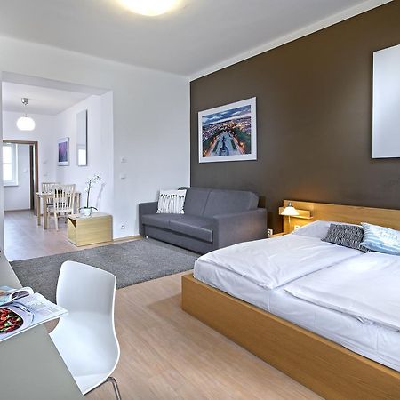 Downtown Suites Chlumova 布拉格 外观 照片