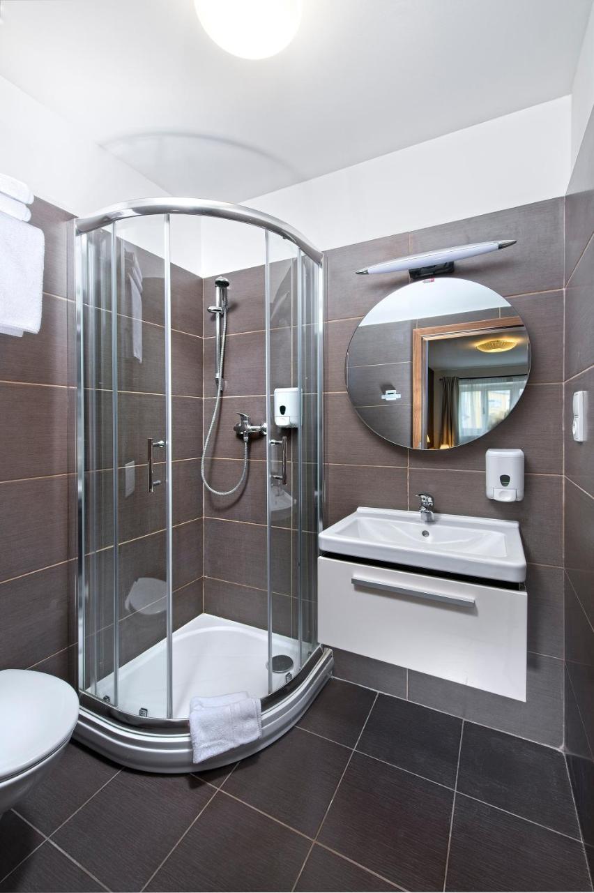Downtown Suites Chlumova 布拉格 外观 照片