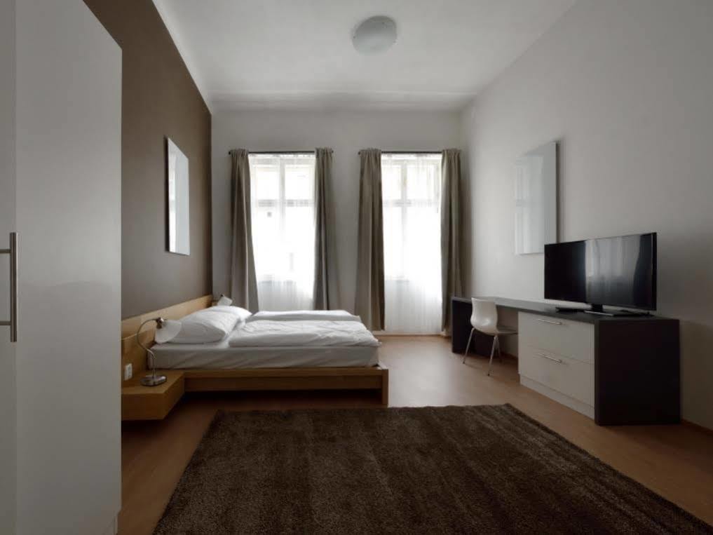 Downtown Suites Chlumova 布拉格 外观 照片