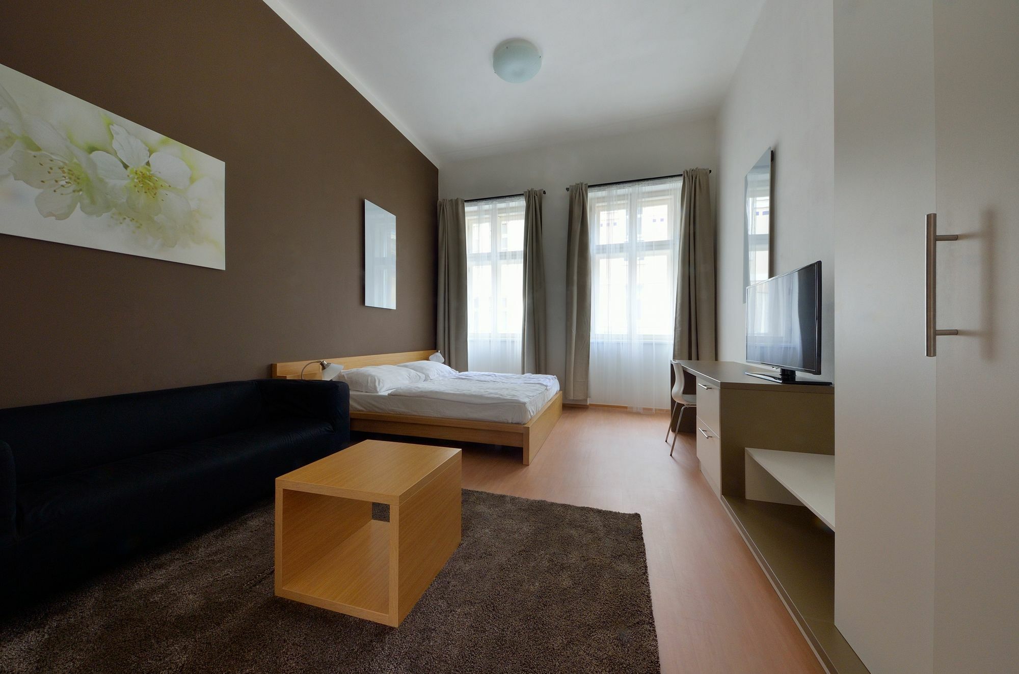 Downtown Suites Chlumova 布拉格 外观 照片